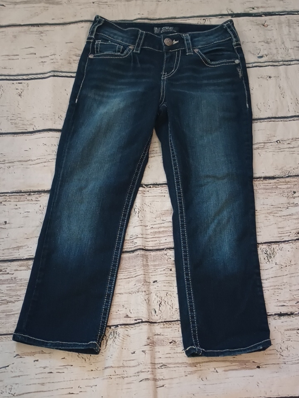 Silver Jeans Blue Dark Wash Suki Mid Capri Jeans 27